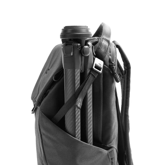 Peak Design Everyday Backpack 30L V2 (Black, Charcoal, Midnight, Coyote)