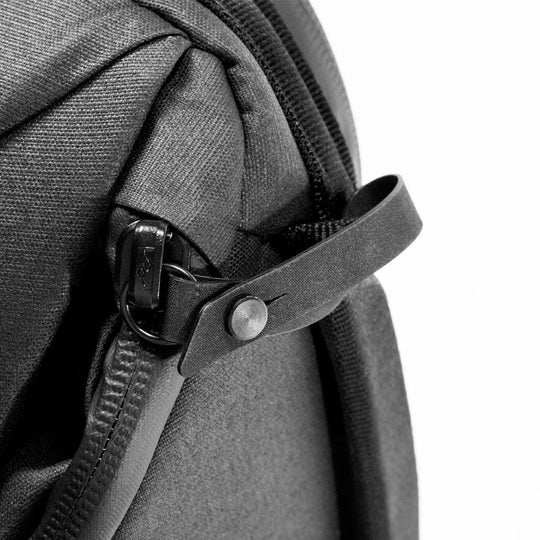 (Same Day Delivery)Peak Design Everyday Backpack 20L V2 (Black, Charcoal, Ash, Midnight, Coyote)